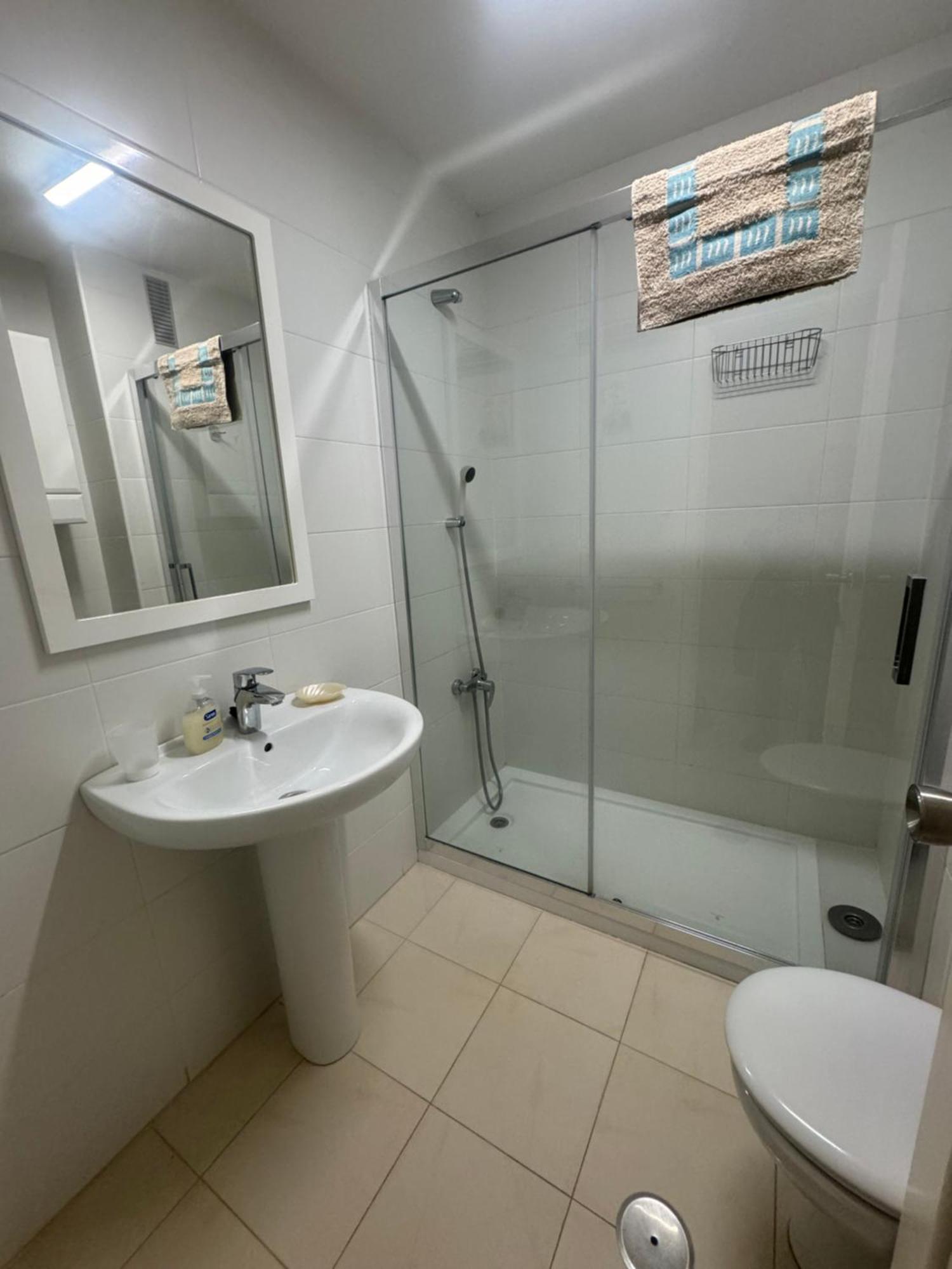 Apartamento En Llanes Con Plaza De Garaje Cubierta Exterior photo